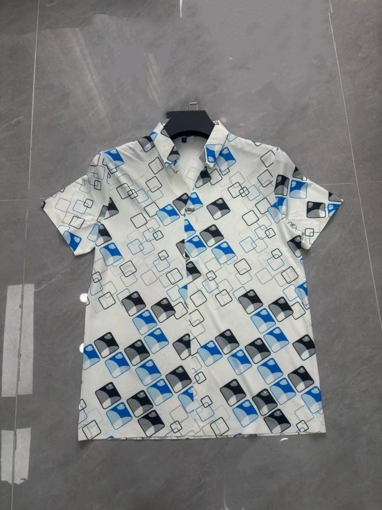 Men's short-sleeve seamless V-neck2025