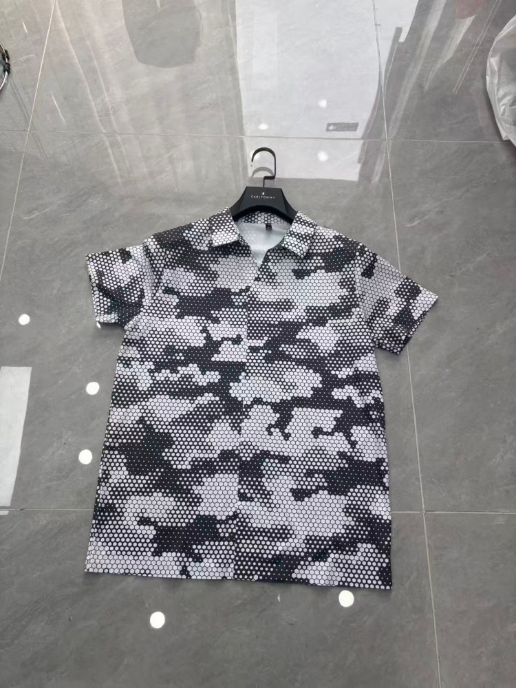 Men's short-sleeve seamless V-neck2034